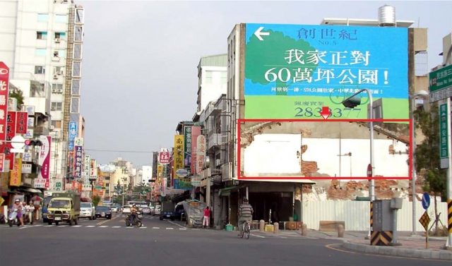 N-0145-往大遠百、赤崁樓商圈方向